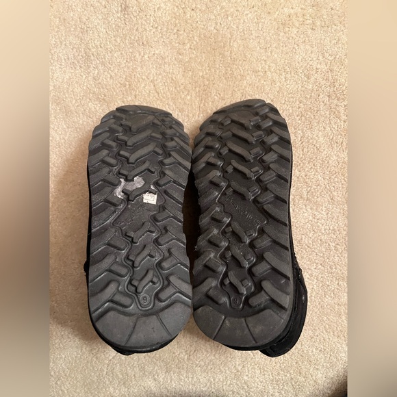 Bearpaw Women's Alyssa Boots size 9 - Picture 14 of 14